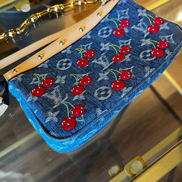 LOUIS VUITTON Monogram Cerise Denim Pochette - Picture 8 of 13